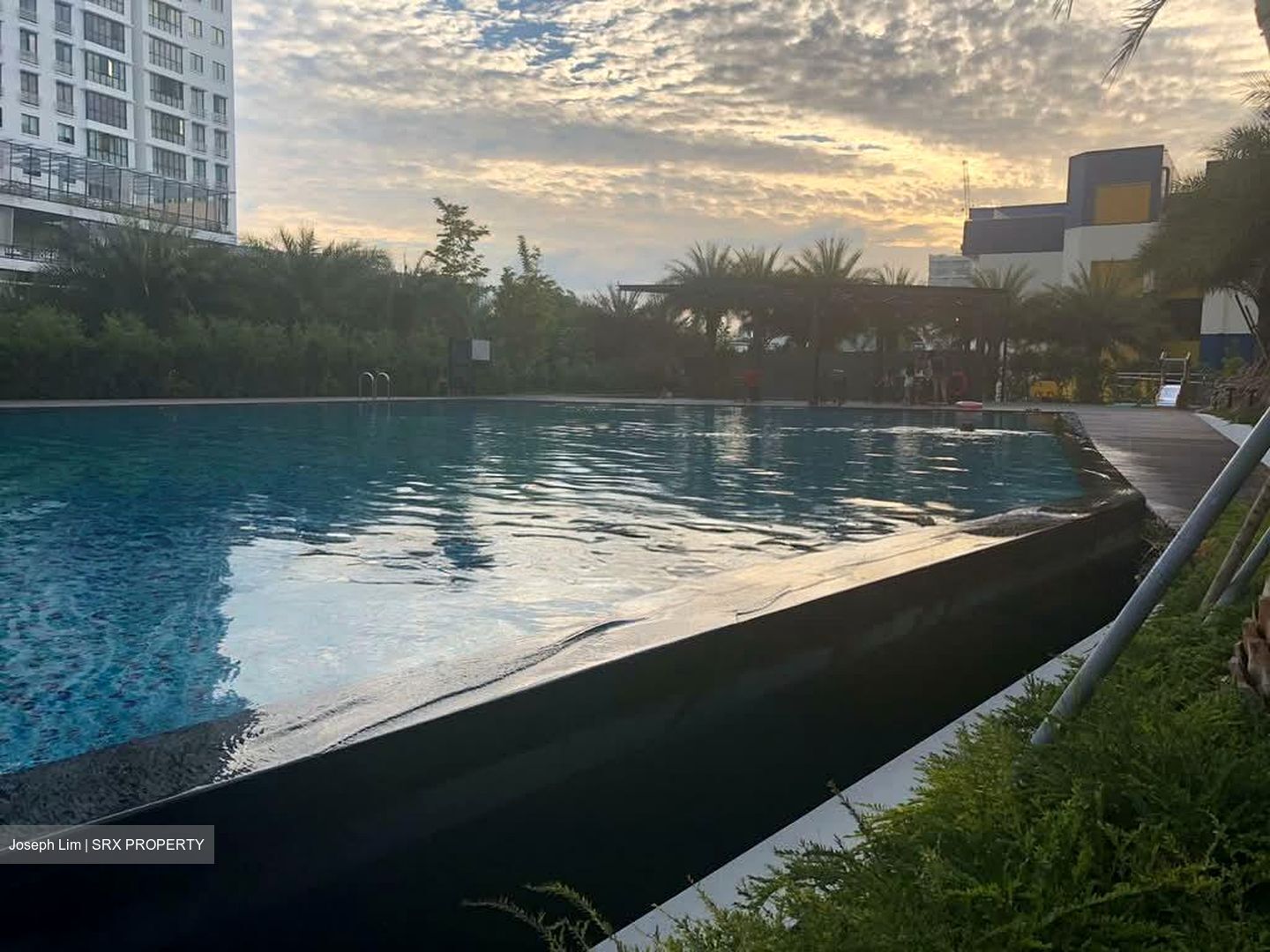 TRE Residences (D14), Condominium #588046851